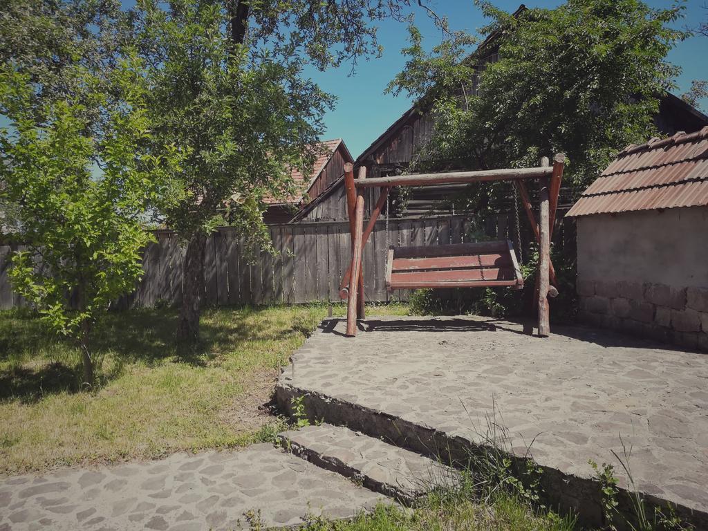 Pensiunea Apolka Panzio Covasna Luaran gambar